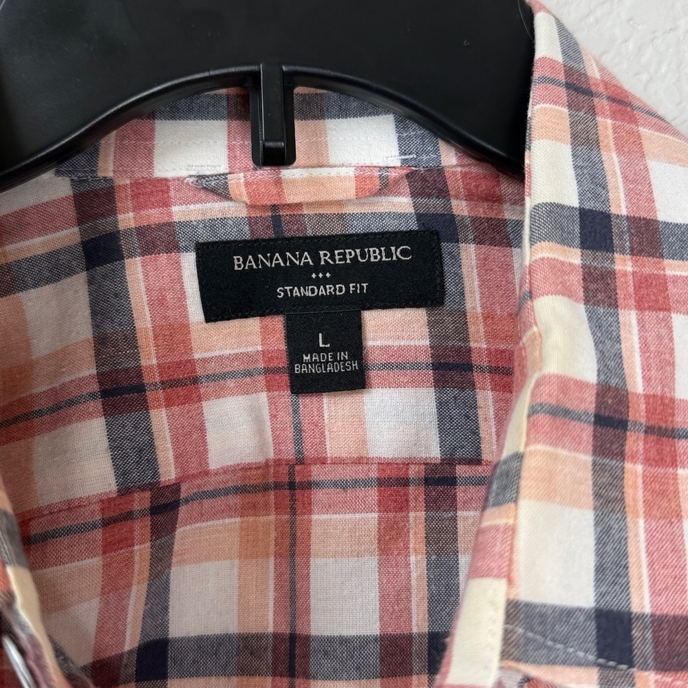 Banana Republic Standard Fit Button Down Plaid Casual Shirt Red Gray size Large - Picture 2 of 7